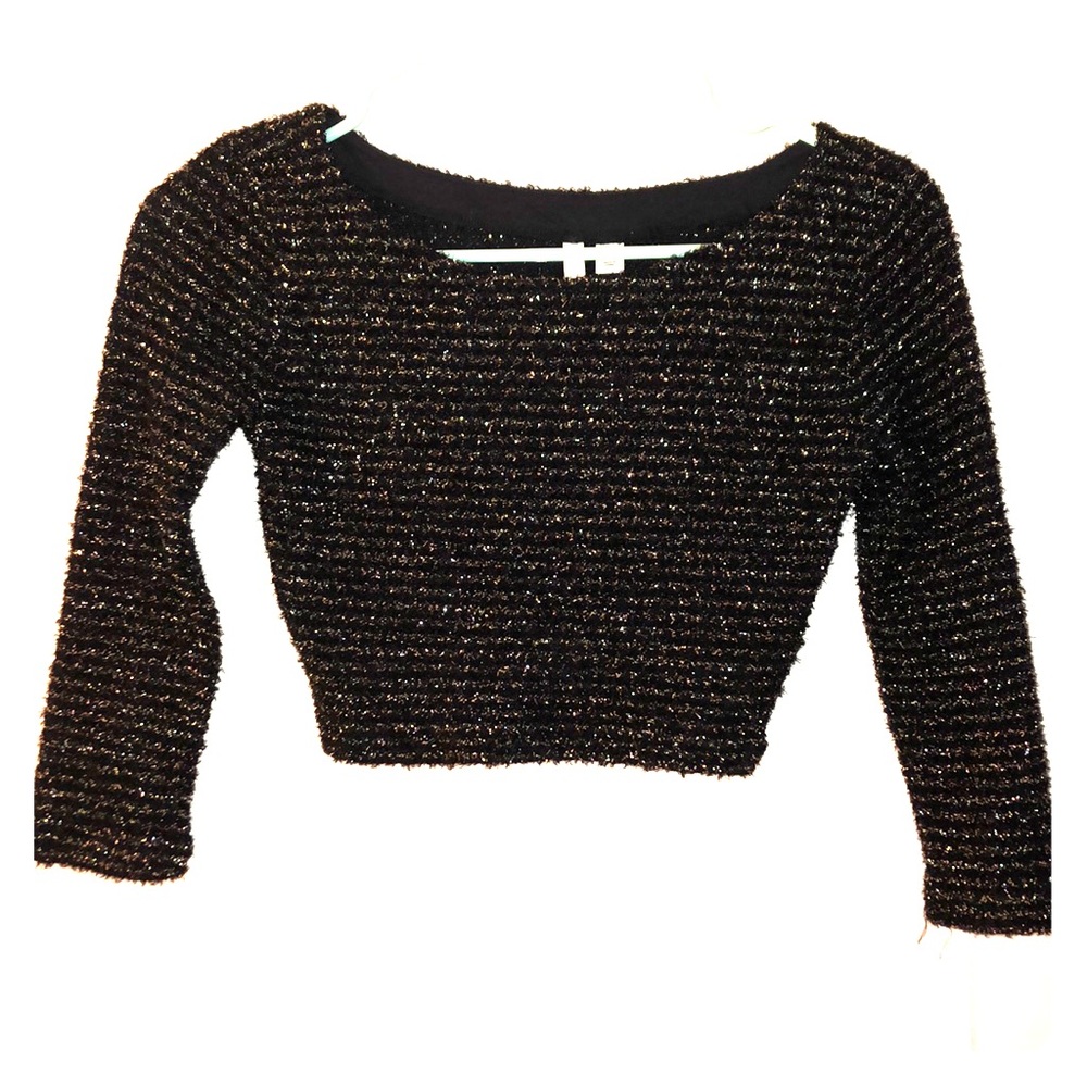 NWT GOLD + BLACK CROP SWEATER